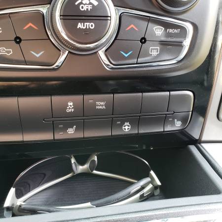 2018 Ram 1500 Sport Night Edition 4x4 for sale in Elkhart, IN – photo 18