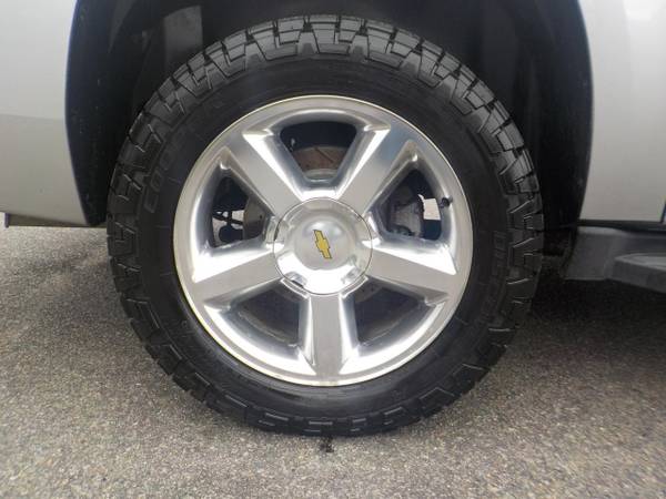 2013 Chevrolet Suburban LTZ 4X4, LEATHER, DVD, NAVI, 3RD ROW SEAT for sale in Virginia Beach, VA – photo 5