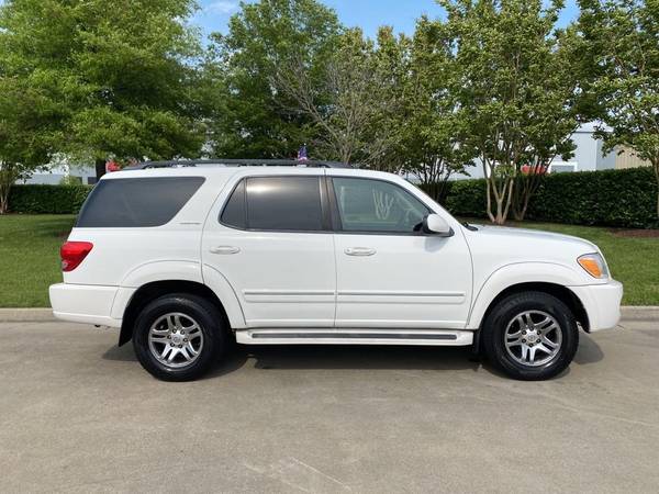 2006 TOYOTA SEQUOIA Limited - - by dealer - vehicle for sale in Portsmouth, VA – photo 2