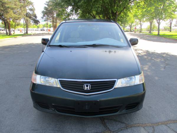 2001 Honda Odyssey Van, FWD, auto, 6cyl 3rd row, smog, SUPER for sale in Sparks, NV – photo 4