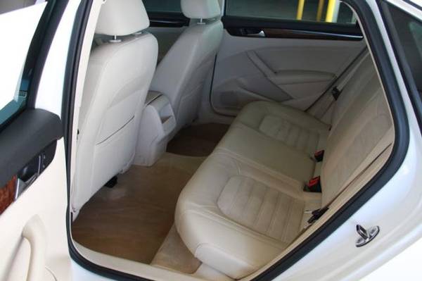 2012 VW Volkswagen Passat TDI SEL Premium coupe White for sale in Austin, TX – photo 11