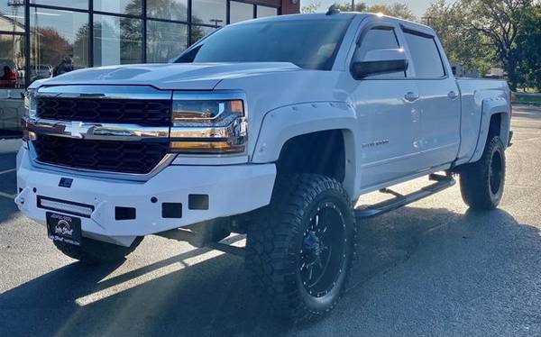 2016 Chevrolet Chevy Silverado 1500 Lt - cars & trucks - by dealer -... for sale in Grayslake, WI – photo 4