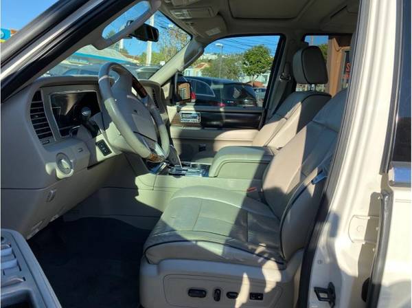 2007 Lincoln Navigator L Sport Utility 4D for sale in Daly City, CA – photo 9