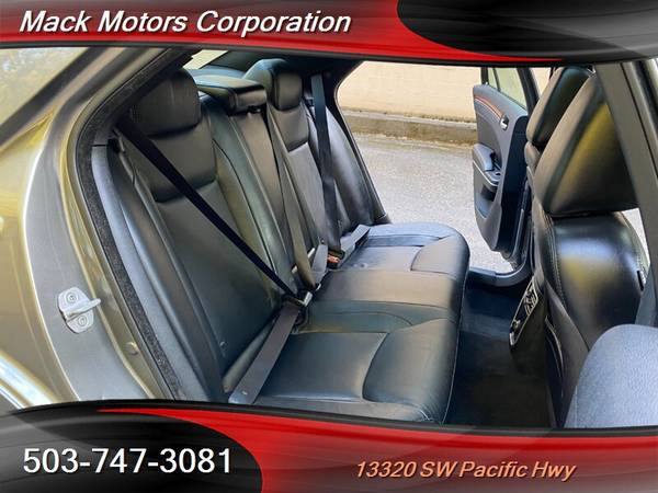 2012 Chrysler 300 Limited Pano Roof Navi Back-Up Camera 31MPG - cars for sale in Tigard, OR – photo 14