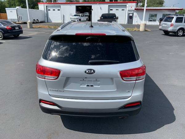 2018 Kia SORENTO AWD 3rd Row LX V6-Financing OAC-Trades REDUCED for sale in Fort Collins, CO – photo 12