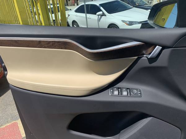 2017 Tesla Model X 90D suv for sale in INGLEWOOD, CA – photo 22