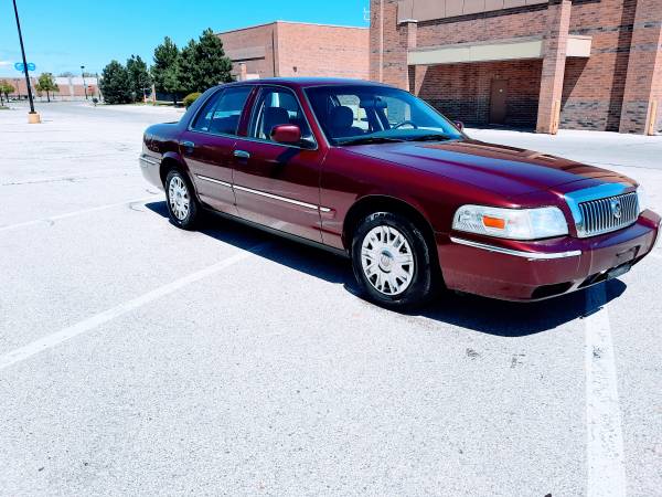 2006 MERCURY GRAND MARQUIS - - by dealer - vehicle for sale in milwaukee, WI – photo 3