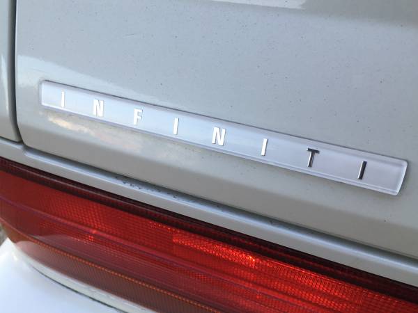 Infiniti M30 SKYLINE luxury sedan - cars & trucks - by dealer -... for sale in Chicago, IL – photo 19