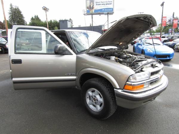 2001 Chevrolet S-10 Crew Cab 4X4 BRONZE 57K MILES 2 OWNER LIKE NEW for sale in Milwaukie, OR – photo 24