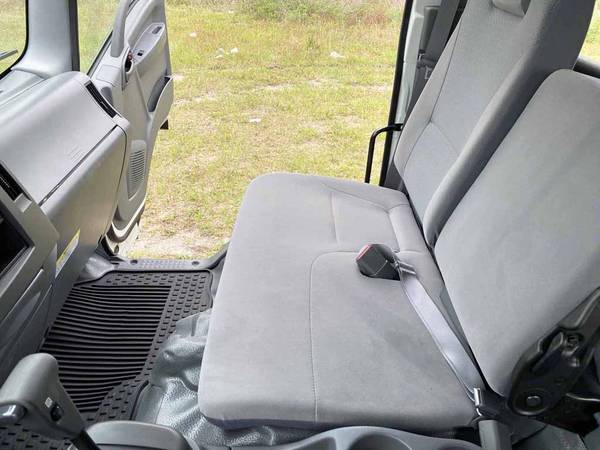 2018 Chevrolet W5500 HD Crew Cab Cab and Chassis for sale in PALATKA, MD – photo 12