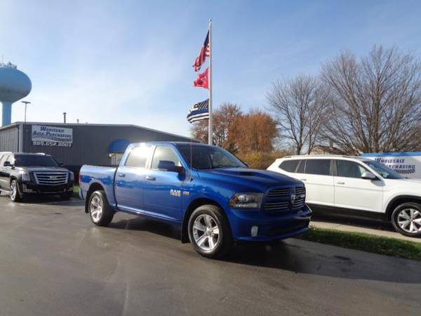 2015 RAM 1500 4WD Crew Cab 140.5 Sport - cars & trucks - by dealer -... for sale in Frankenmuth, MI – photo 7