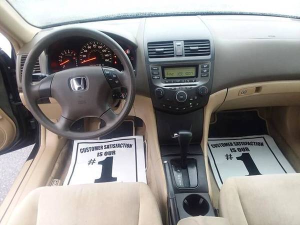 🎯2004 HONDA ACCORD LX 185k🎯 - cars & trucks - by dealer - vehicle... for sale in Raleigh, NC – photo 4