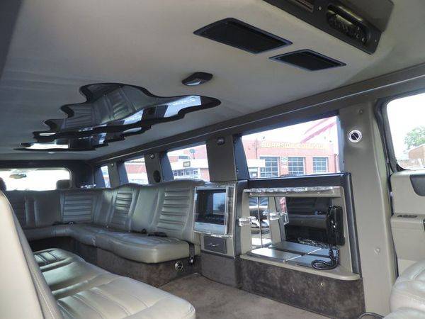 2006 HUMMER H2 limousine **Guaranteed Credit Approval** for sale in Inwood, NY – photo 12