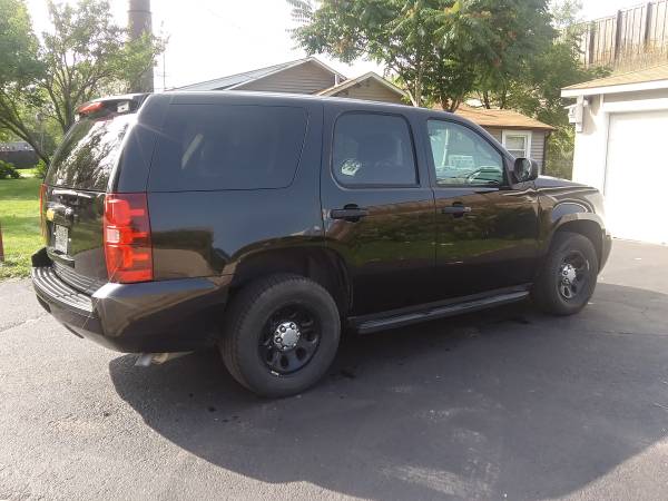 Tahoe Black, Police Package, Loaded, Runs Great, 1 Owner, Well for sale in Midlothian, IL – photo 4