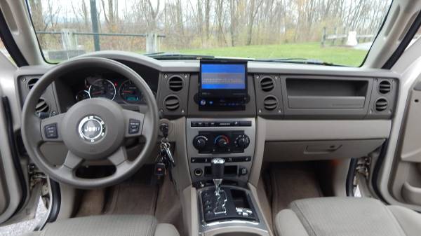 2006 Jeep Commander. 65 - cars & trucks - by owner - vehicle... for sale in HARRISBURG, PA – photo 11