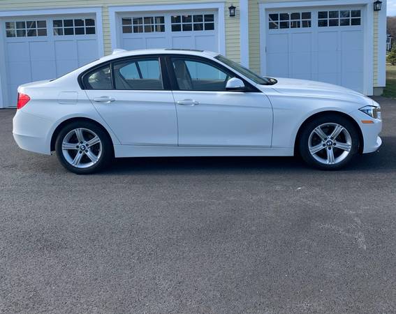 2014 BMW 328I XDrive - cars & trucks - by owner - vehicle automotive... for sale in Newburyport, MA – photo 4