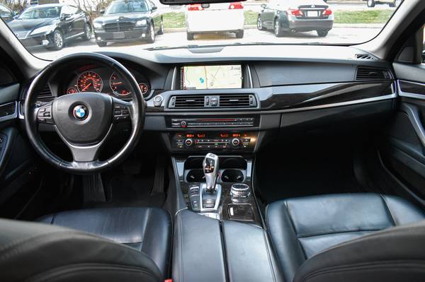 2015 BMW 528xi - cars & trucks - by dealer - vehicle automotive sale for sale in Glenview, IL – photo 18