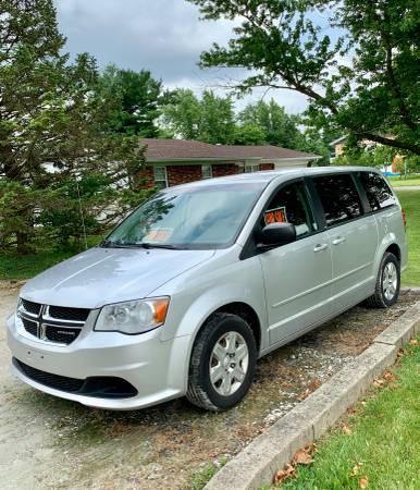 2012 DODGE GRAND CARAVAN 7PSS. AC LOADED -LADY OWNED RUNS GREAT CLEAN for sale in Fishers, IN