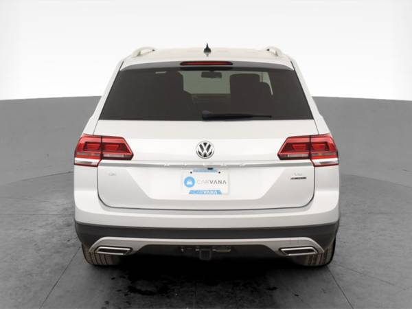 2019 VW Volkswagen Atlas SE 4Motion Sport Utility 4D suv Silver for sale in Saint Paul, MN – photo 9