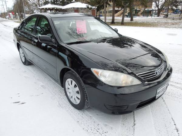 2005 Toyota Camry LE - cars & trucks - by dealer - vehicle... for sale in Moorhead, ND – photo 3