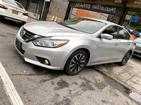 2018 Nissan Altima 2.5 SV - EVERYONES APPROVED! - cars & trucks - by... for sale in Brooklyn, NY – photo 5