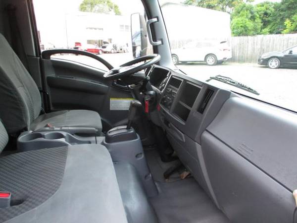 2011 Isuzu NRR 12 BEVERAGE BODY ** SIDE DOOR TRUCK ** - cars &... for sale in south amboy, MS – photo 9