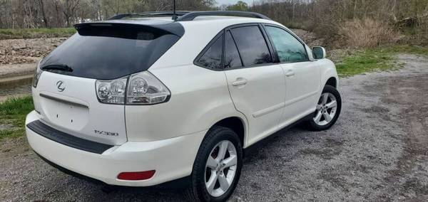 2005 Lexus RX330 , Pearl White, All Wheel Drive! Leather , Sunroof for sale in Spencerport, NY – photo 9