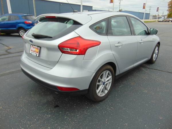 2018 Ford Focus SE - cars & trucks - by dealer - vehicle automotive... for sale in Elkhart, IN – photo 18