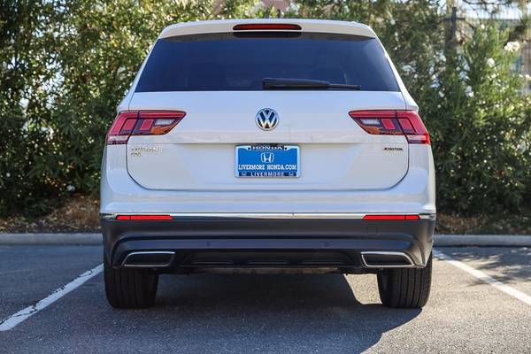 2019 VW Volkswagen Tiguan 2 0T SEL suv Pure White for sale in Livermore, CA – photo 5