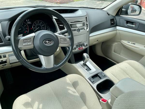 2011 Subaru Legacy 2 5i Premium, one previous owner Alpha Motors for sale in NEW BERLIN, WI – photo 13