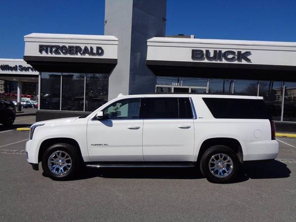 2020 GMC Yukon XL SLT - - by dealer - vehicle for sale in Rockville, District Of Columbia – photo 13