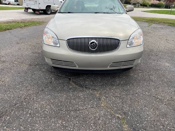 CLEAN 2008 Buick Lucerne - - by dealer - vehicle for sale in Akron, OH – photo 2