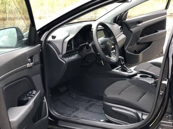 2020 HYUNDAI ELANTRA SEL LOADED LIKE NEW ONLY 2400MILES - cars &... for sale in Portland, WA – photo 8