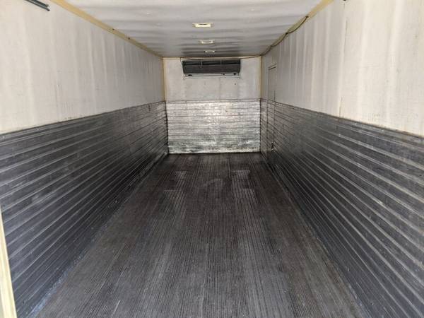 2014 HINO 338 26' REEFER BOX W/ LIFTGATE, LOW HR REEFER W/ STBY -... for sale in Wappingers Falls, OH – photo 13