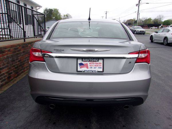 2013 Chrysler 200 4dr Sdn Touring GUARANTEED CREDIT APPROVAL! for sale in Burlington, NC – photo 4