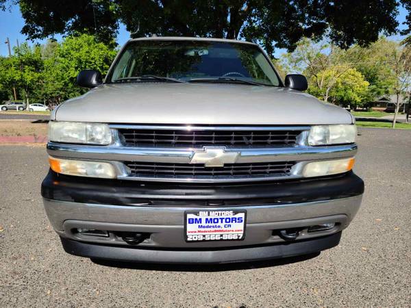 2005 CHEVY SUBURBAN 1500 LT 4WD - - by dealer for sale in Modesto, CA – photo 3