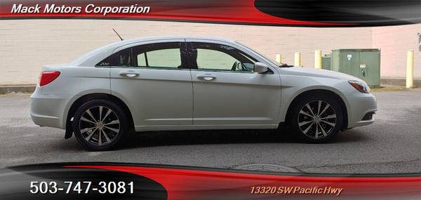 2012 Chrysler 200 S 1-Owner Heated Leather Seats Remote Start 29MPG for sale in Tigard, OR – photo 7