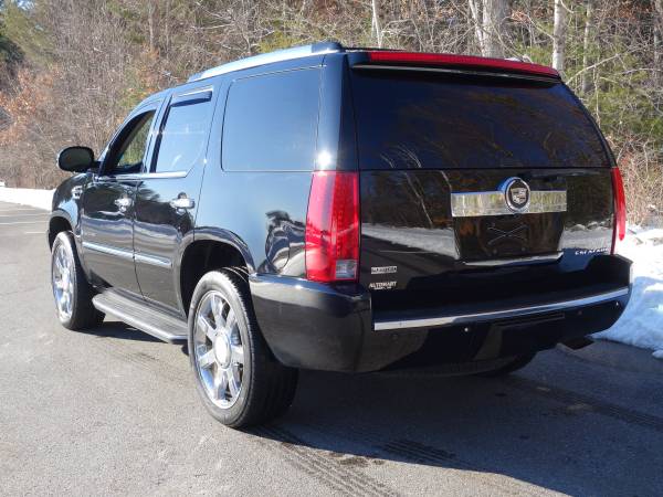 2009 Cadillac Escalade AWD - - by dealer - vehicle for sale in Derry, VT – photo 3