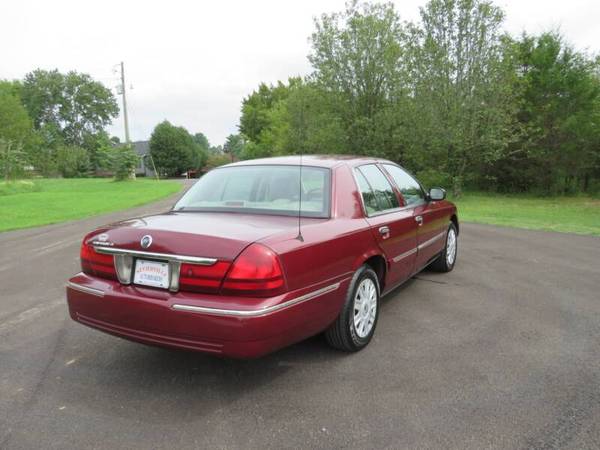 2005 MERCURY GRAND MARQUIS GS - cars & trucks - by dealer - vehicle... for sale in Sevierville, TN – photo 3