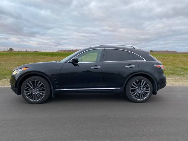 2017 INFINITI QX70 LIMITED - cars & trucks - by owner - vehicle... for sale in Traverse City, MI – photo 2