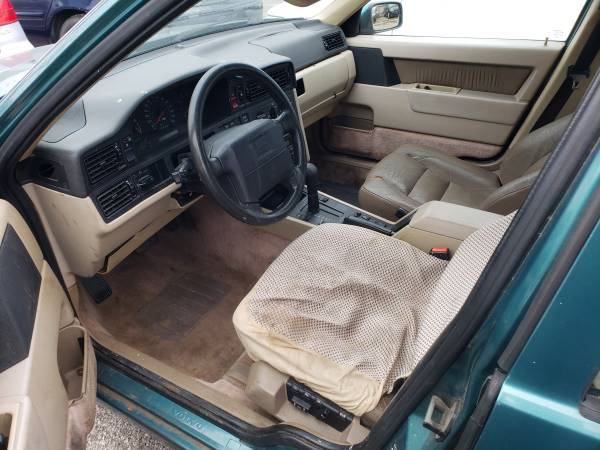 1994 Volvo 850 - cars & trucks - by dealer - vehicle automotive sale for sale in Fenton, MO – photo 6