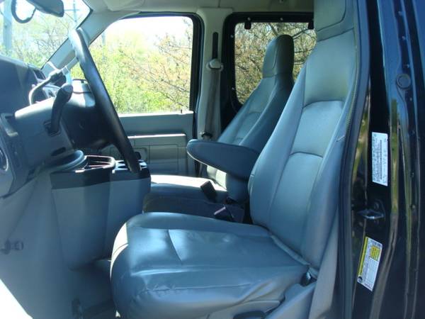 2012 Ford E-350 E350 Econoline Passenger or Cargo Van NO RUST ! for sale in Highland Park, IL – photo 11
