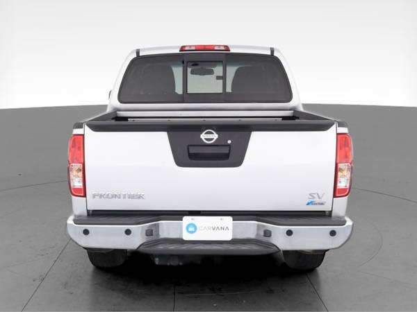 2018 Nissan Frontier Crew Cab SV Pickup 4D 5 ft pickup Silver for sale in Denison, TX – photo 9