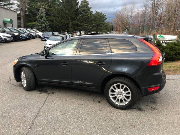 2010 VOLVO XC60 T6 AWD - cars & trucks - by dealer - vehicle... for sale in Williston, VT – photo 8