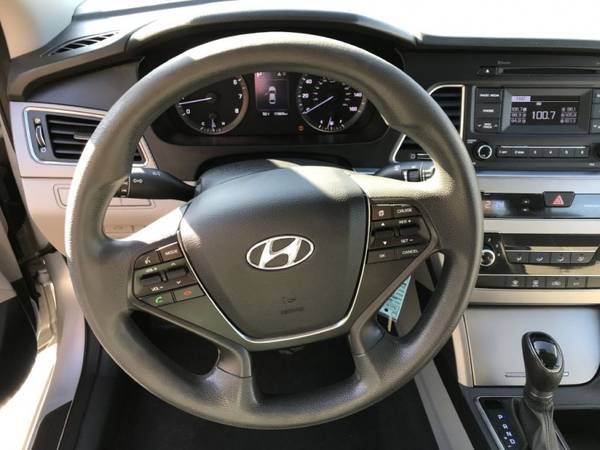 2016 HYUNDAI SONATA SE $500-$1000 MINIMUM DOWN PAYMENT!! APPLY NOW!!... for sale in Hobart, IL – photo 5