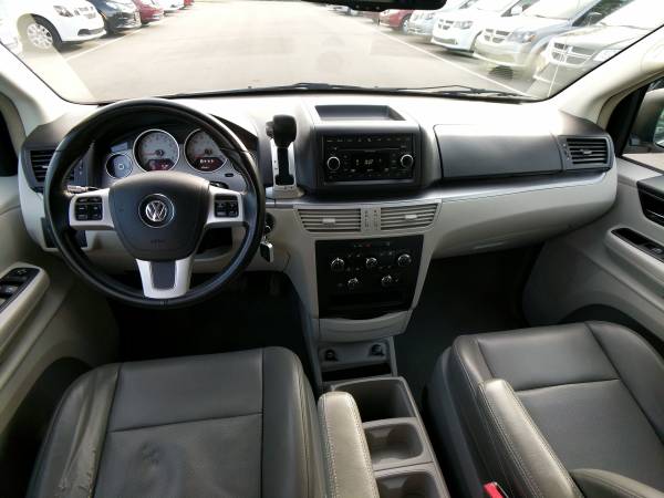 2011 Volkswagen Routan SE w/90K miles. 90 day warranty! for sale in Jordan, MN – photo 16