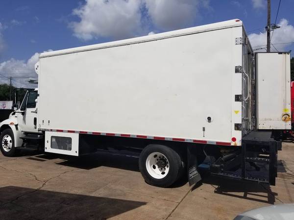 2008 INTERNATIONAL 4500 DT466 Auto 18' Reefer Box Lift Gate... for sale in Houston, TX – photo 6