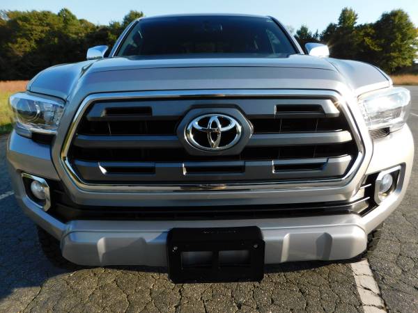 LIFTED 16 TOYOTA TACOMA LIMITED DOUBLE CAB 4X4 *SUNROOF* LOW MILES!!... for sale in KERNERSVILLE, NC – photo 12