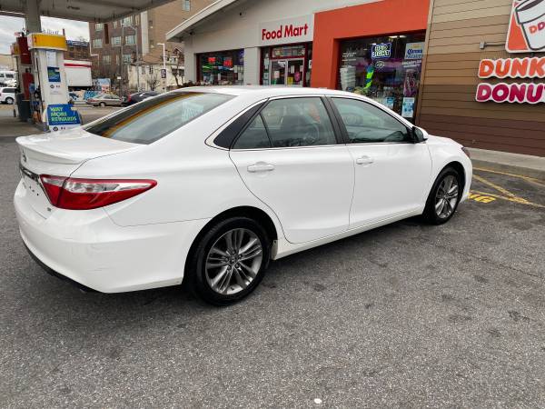 Toyota Camry se 2016 - cars & trucks - by owner - vehicle automotive... for sale in Bronx, NY – photo 2