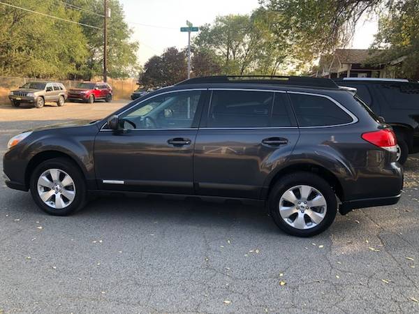 2012 Subaru Outback Limited 3.6L R AWD Wagon Leather Loaded 2 Owner... for sale in Bend, OR – photo 7